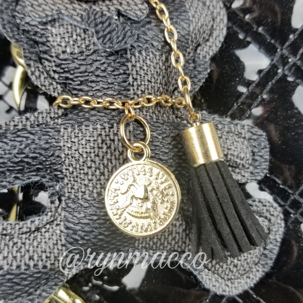 Black Gray Leather Teddy Bear Tassel Keyring - Picture 4 of 8